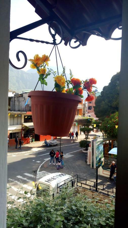 Hotel Flor De Oriente Baños Kültér fotó